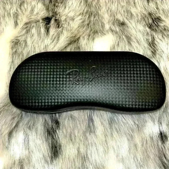Ray-Ban Black Clamshell Hard  Sunglasses Case - Picture 1 of 9